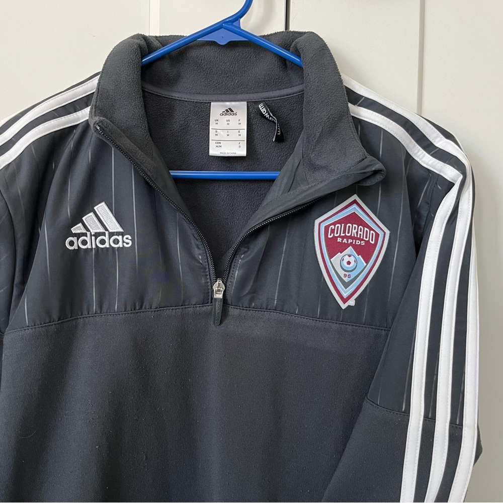 Colorado Rapids Adidas Climawarm Soccer 1/4” zip sweatshirt. Unisex Medium.